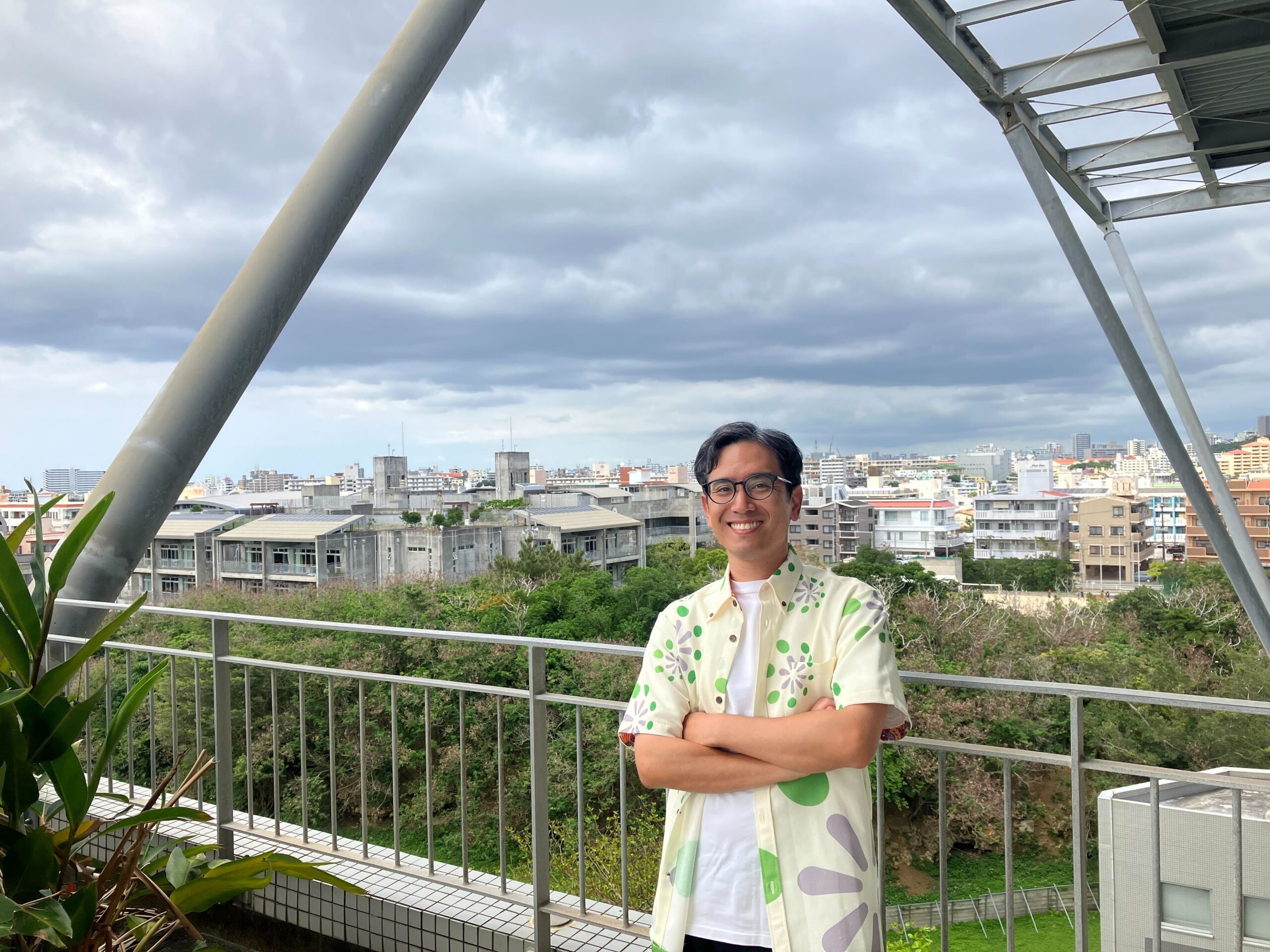 ギターを作っていた僕が、32歳でITエンジニアに ── 沖縄うるま市出身・呉屋さんに聞く「好きなことを仕事にする」選び方